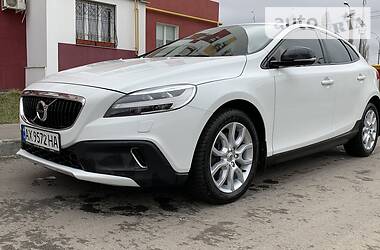 Volvo V40 Cross country 2016