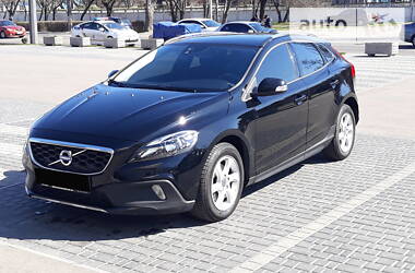 Volvo V40  2015
