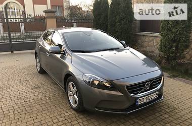 Volvo V40 D4 2014