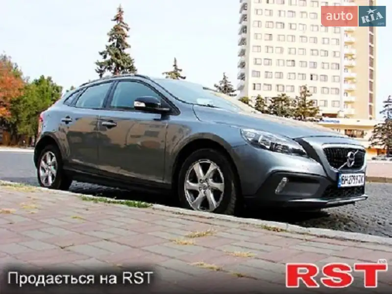 Volvo V40 2018