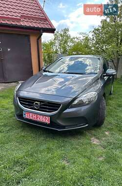 Volvo V40 2013
