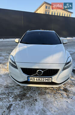 Volvo V40 2016