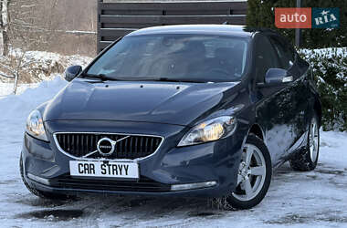 Volvo V40  2017