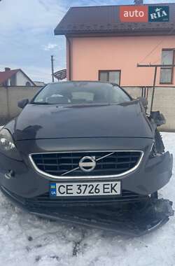 Volvo V40 2013