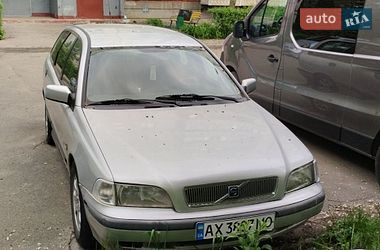 Volvo V40 1999