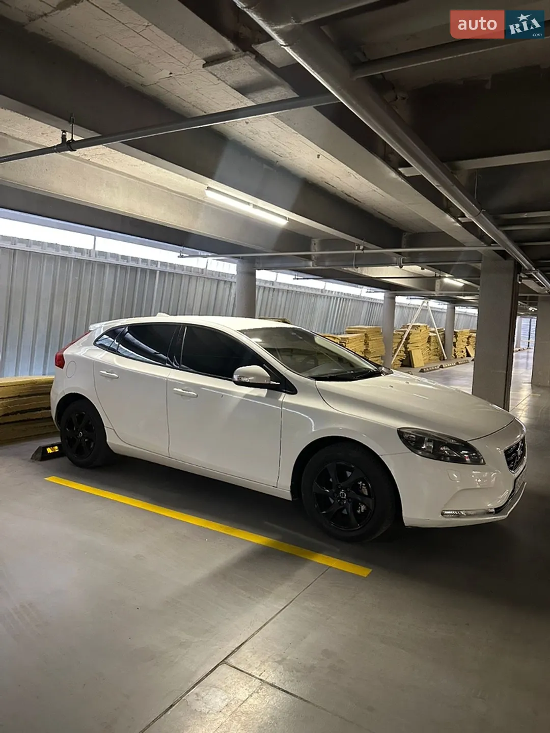 Volvo V40 2012 VIN YV1MV8481D2021753 фото оголошення 3 з 3