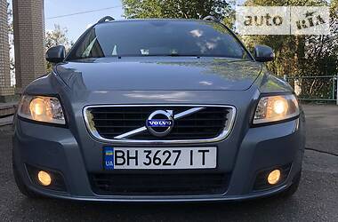 Volvo V50  2010