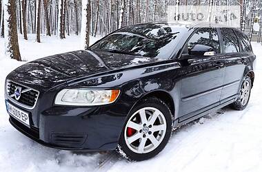 Volvo V50  2010