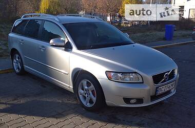 Volvo V50  2011