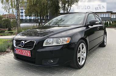 Volvo V50 R DESIGN 2011