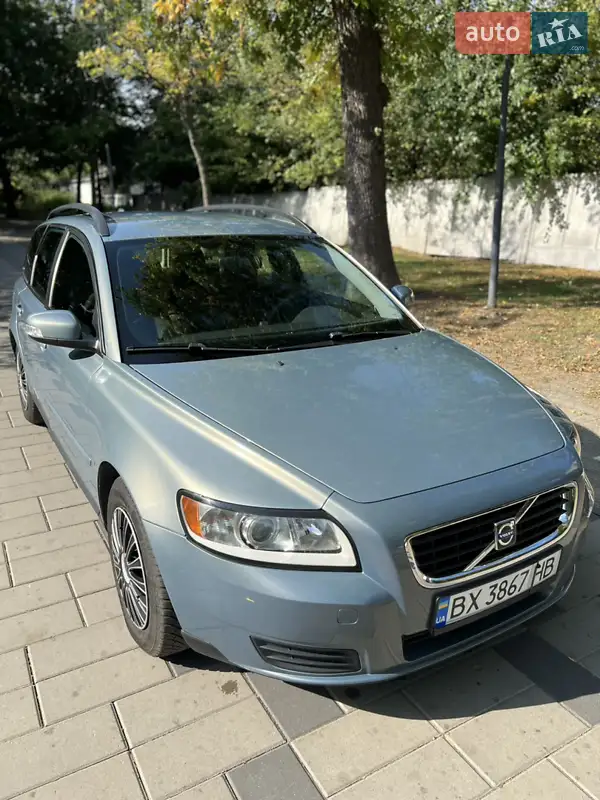 Volvo V50