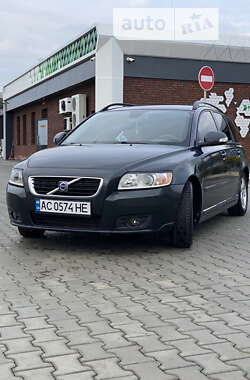 Volvo V50  2009