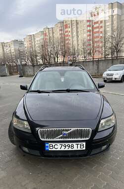 Volvo V50  2004