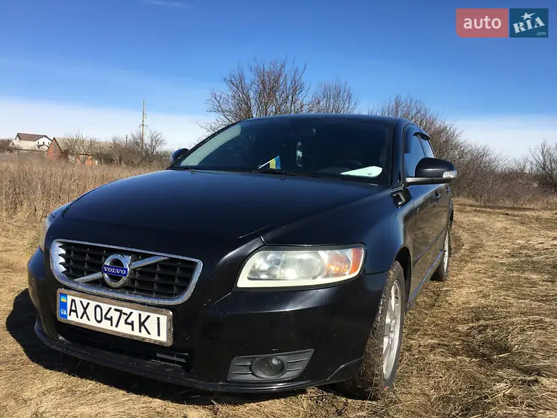 Volvo V50