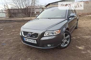 Volvo V50  2011