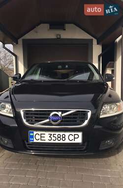 Volvo V50  2011