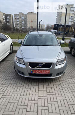 Volvo V50  2009