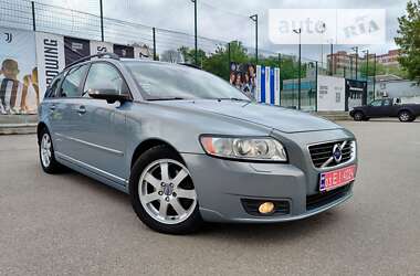 Volvo V50  2011