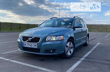 Volvo V50  2010