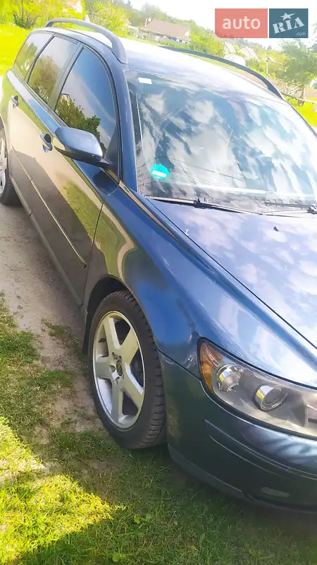 Volvo V50