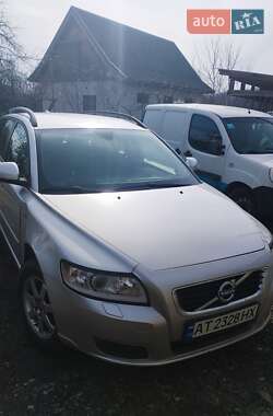 Volvo V50  2010