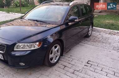 Volvo V50  2012