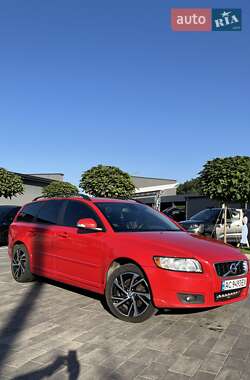 Volvo V50  2011