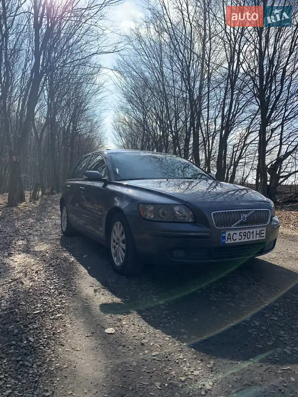 Volvo V50 2004