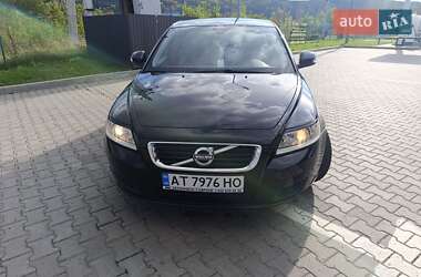 Volvo V50  2011