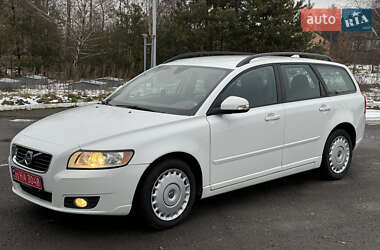 Volvo V50  2012