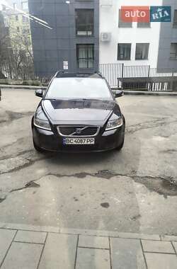 Volvo V50  2009