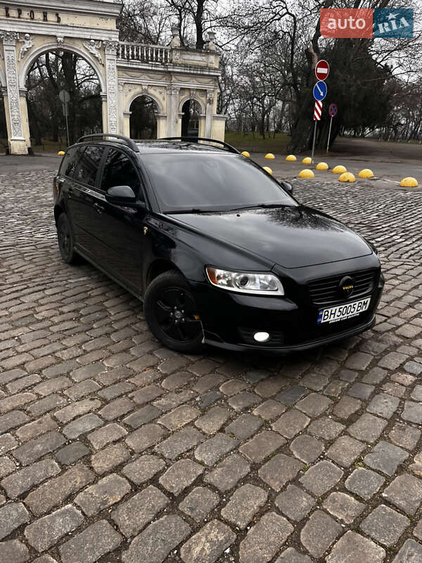 Volvo V50 2009 года в Луцке