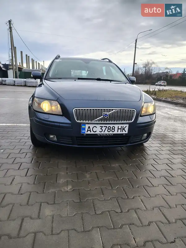 Volvo V50