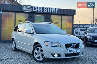 Volvo V50  2012
