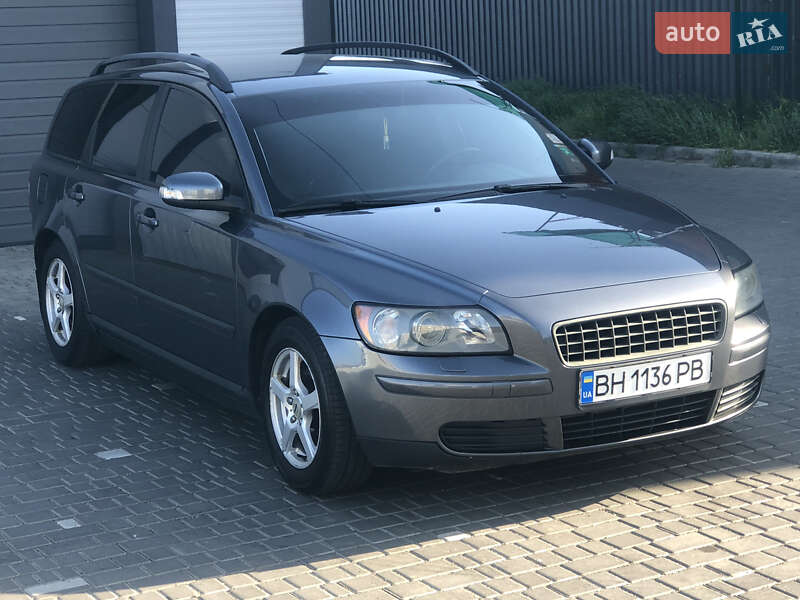 Универсал Volvo V50