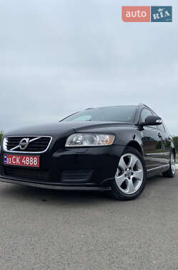 Volvo V50  2011