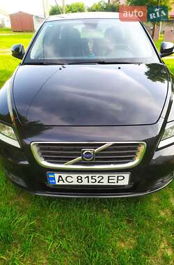 Volvo V50  2010