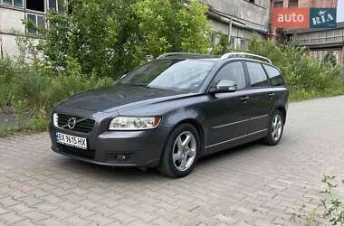 Volvo V50  2011