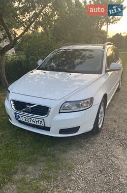 Volvo V50  2010