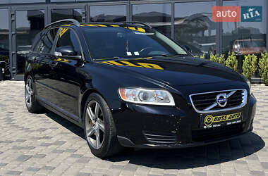 Volvo V50  2010
