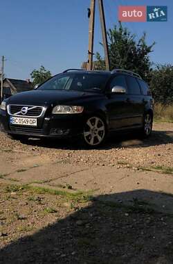 Volvo V50  2010