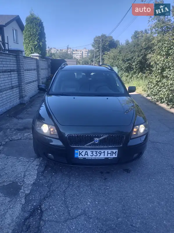 Volvo V50