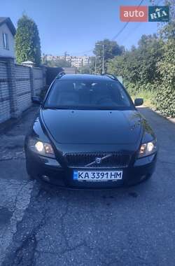 Volvo V50  2004