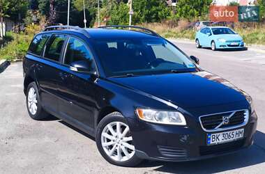 Volvo V50  2009