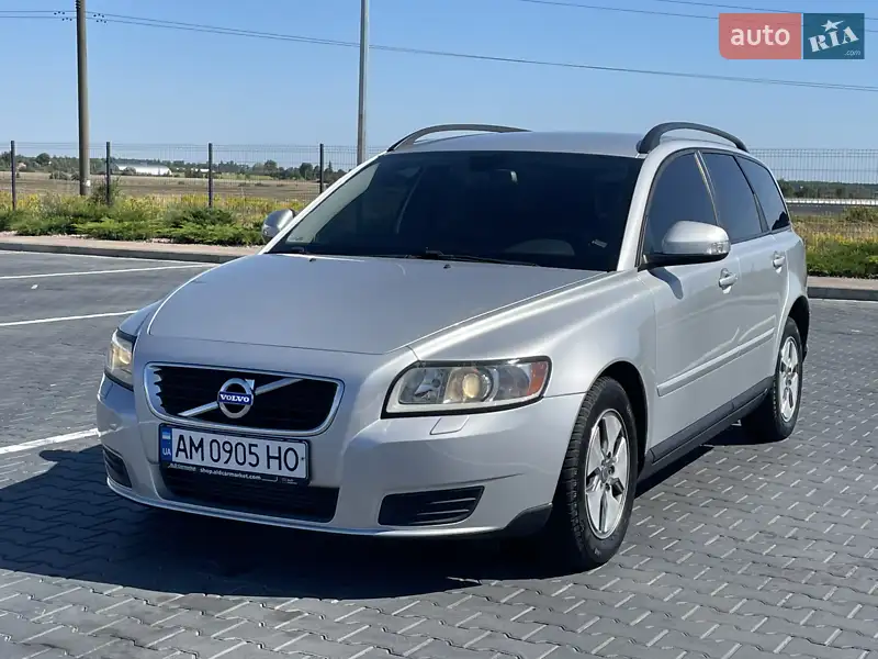 Volvo V50