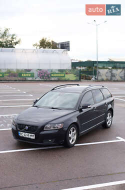 Volvo V50  2010