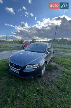 Volvo V50  2009