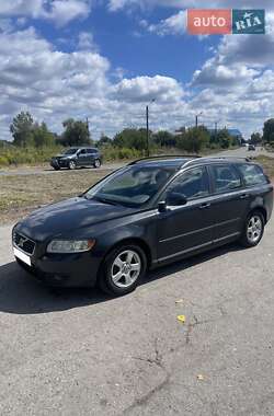 Volvo V50  2010