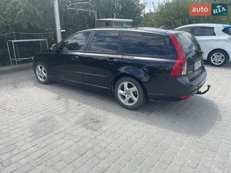 Volvo V50 2011