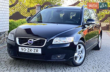 Volvo V50  2010